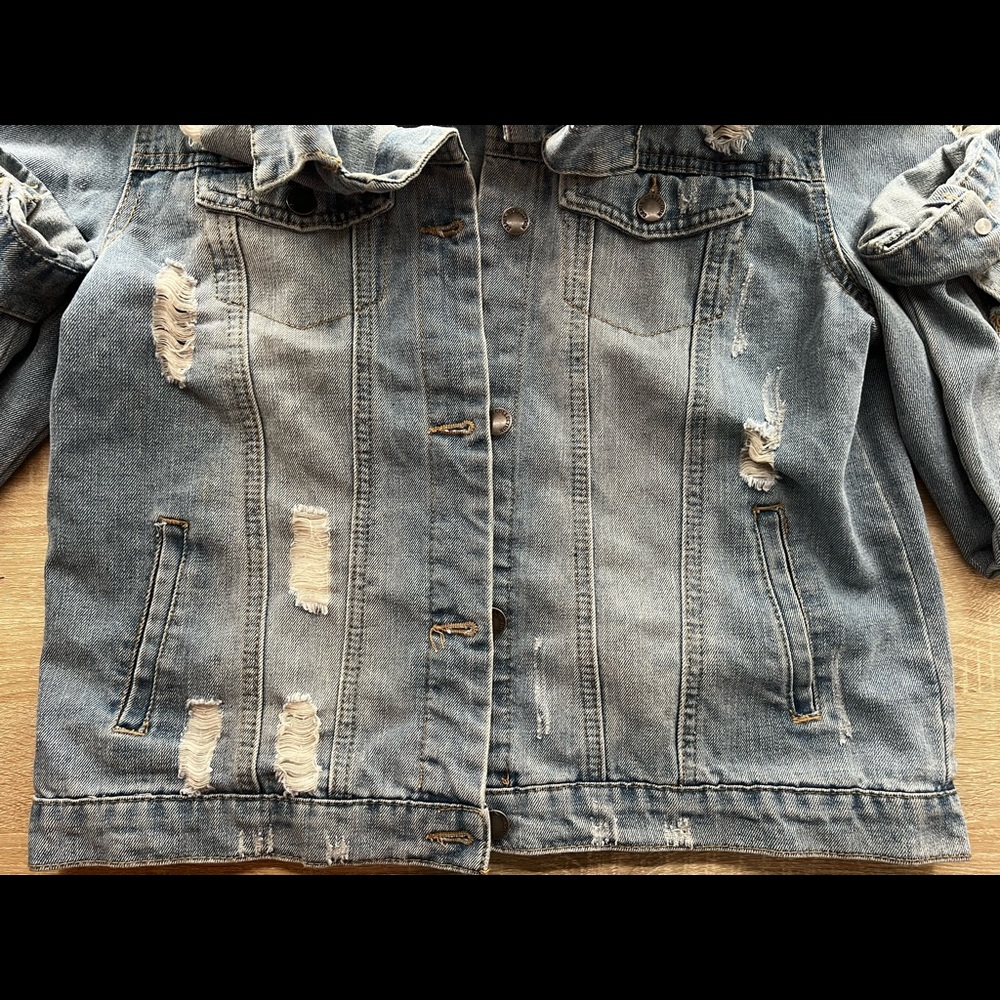 Denim jacket - Picture 2 of 3